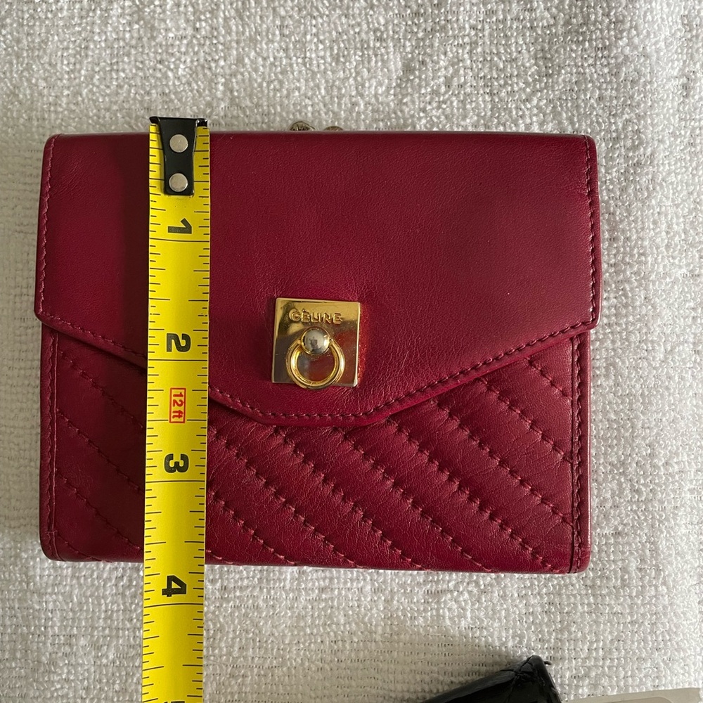 Celine Authentic Vintage Cranberry Leather Compact Wallet - Picture 14 of 15
